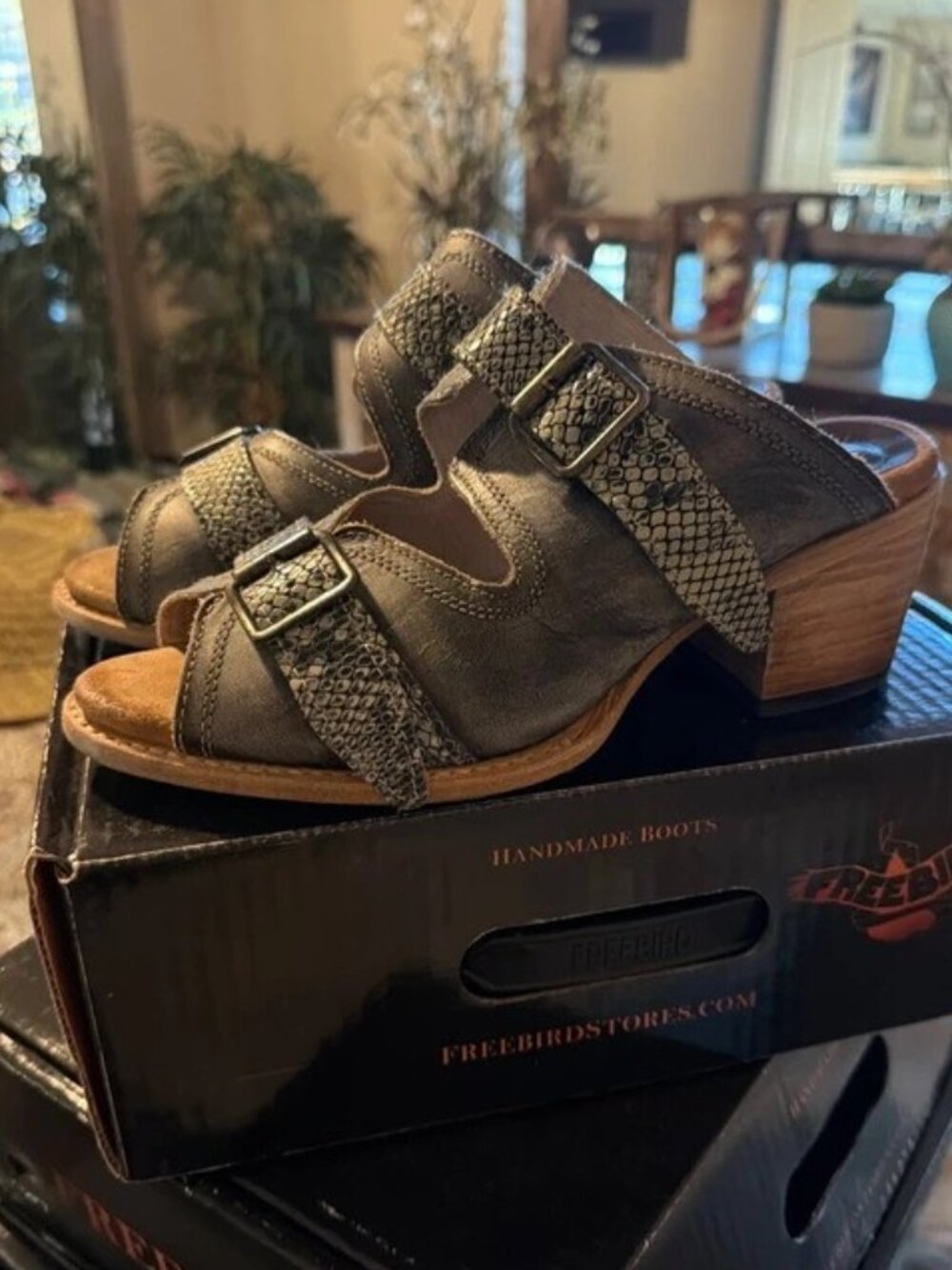 Freebird Caprice Leather Mule Sandals Olive Green Snake Full Grain Size 8